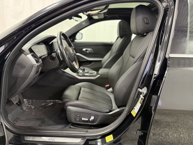 Used 2021 BMW 330i Sedan w/ Convenience Package RWD image 15