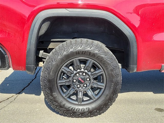 Used 2024 GMC Sierra 1500 AT4X image 7