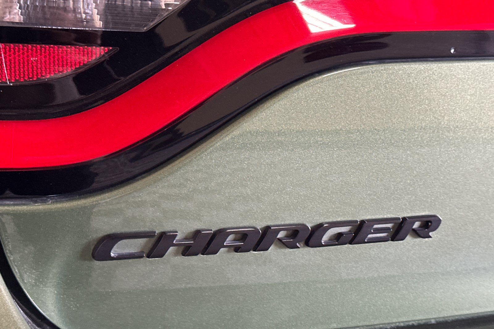 Used 2019 Dodge Charger SXT w/ Plus Group RWD image 49