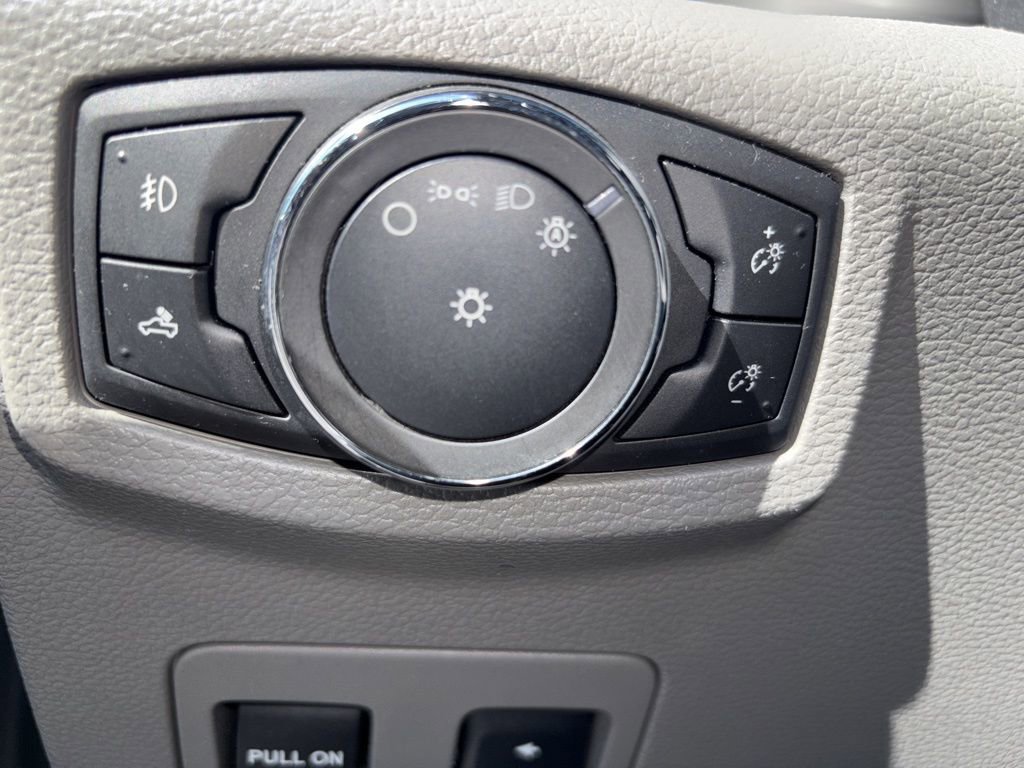 Used 2017 Ford F150 XLT w/ Equipment Group 302A Luxury image 14