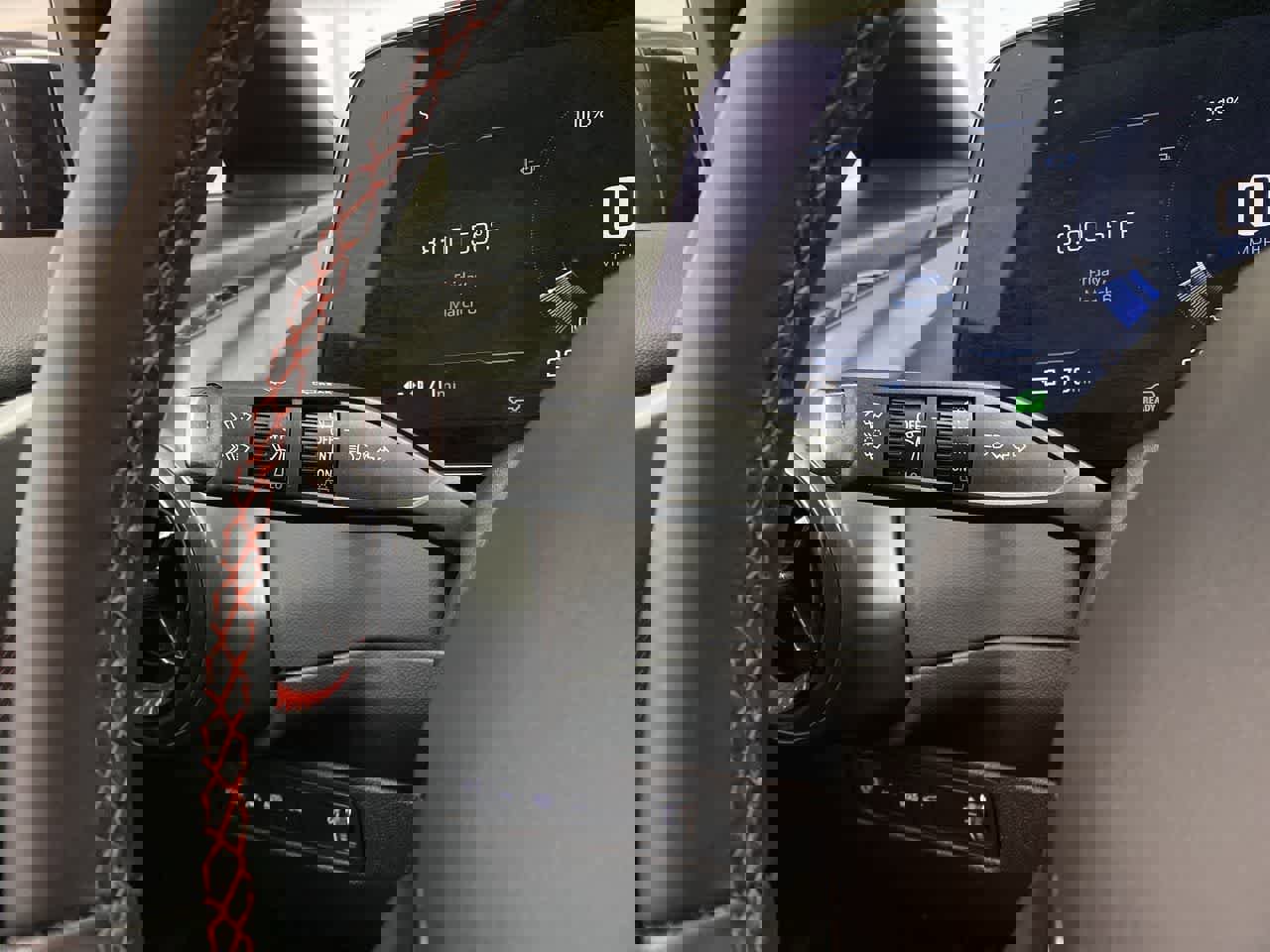 Used 2024 Chevrolet Equinox EV RS image 22