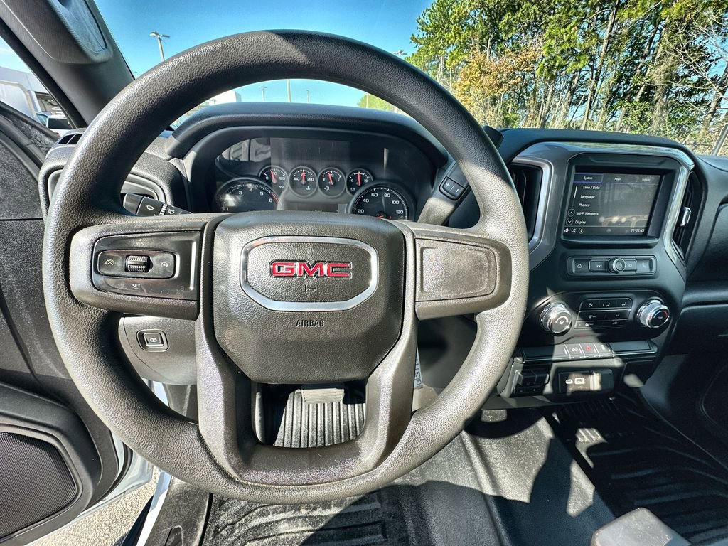 Certified 2022 GMC Sierra 2500 Pro w/ Convenience Package image 11
