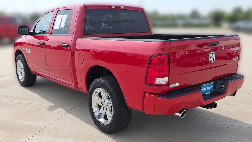 Used 2017 RAM 1500 Express AWD/4WD image 3