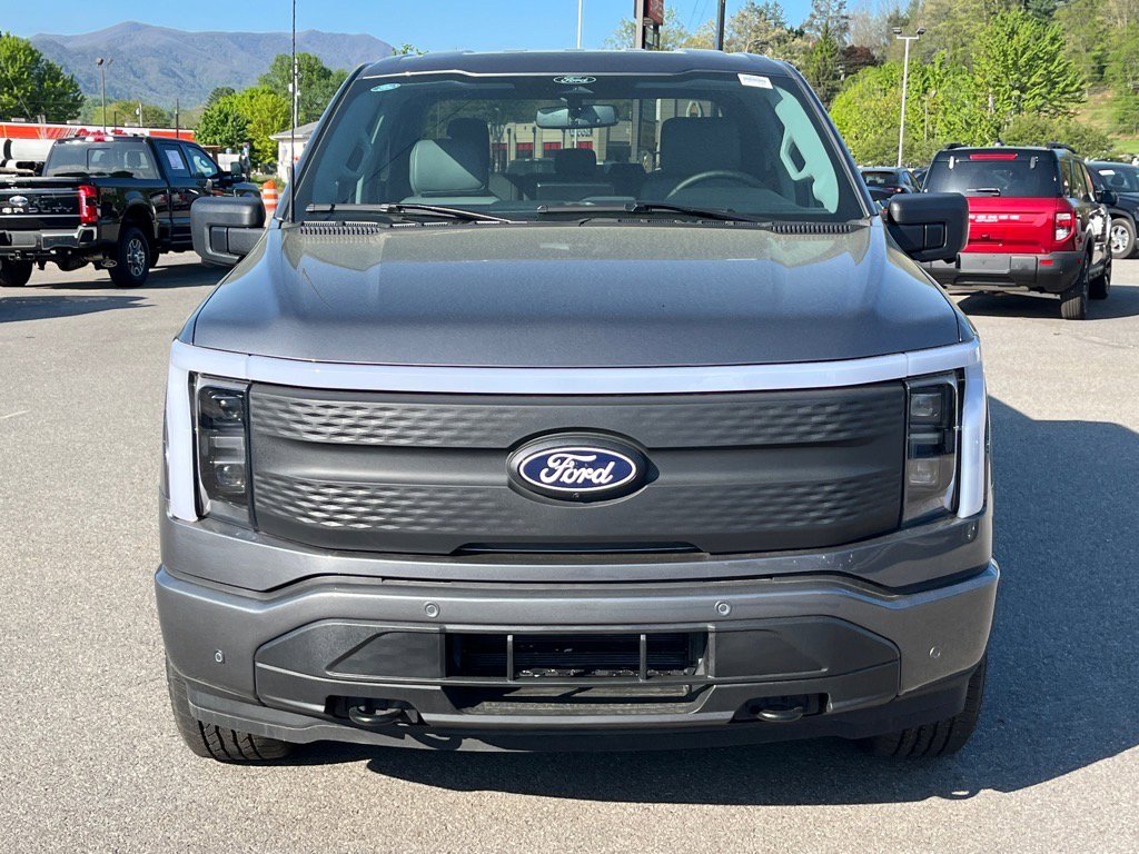 New 2025 Ford F150 Lightning Flash image 6