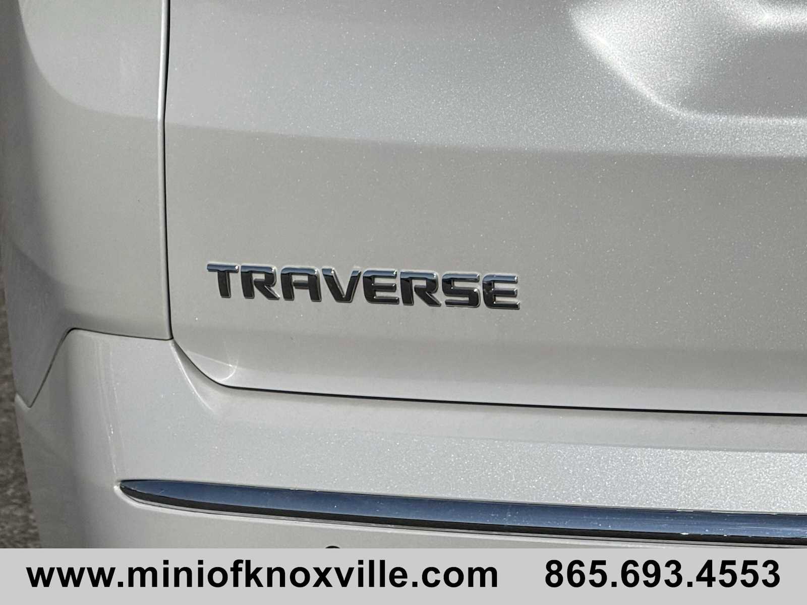 Used 2022 Chevrolet Traverse Premier image 36