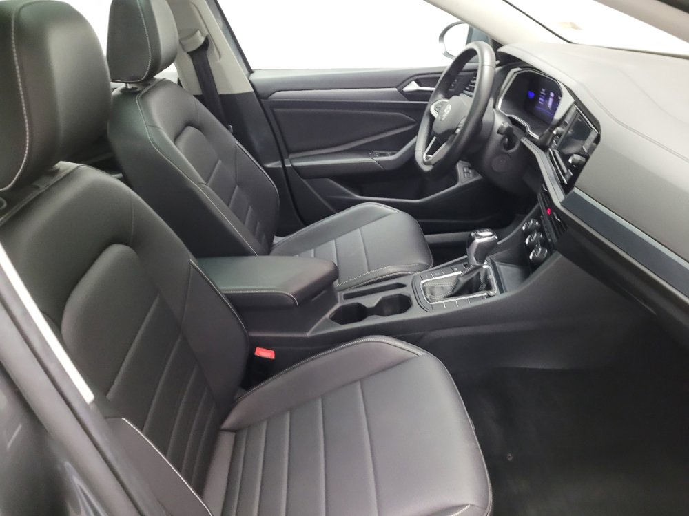 Used 2023 Volkswagen Jetta SE image 21