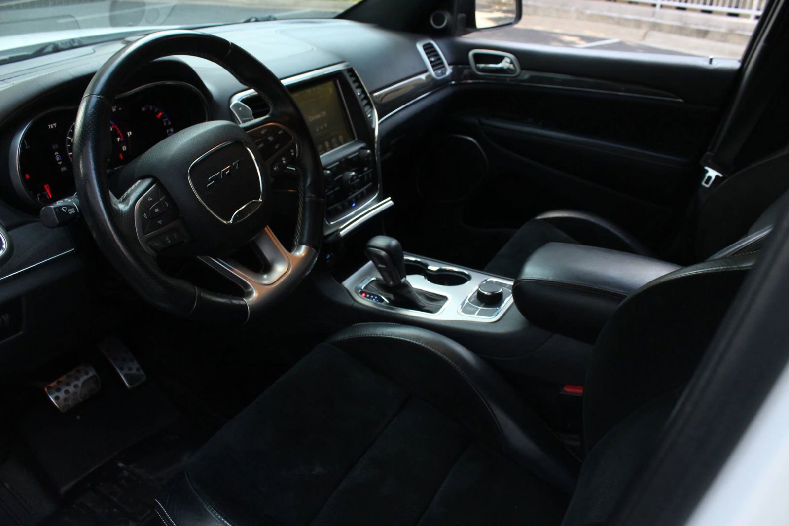 Used 2017 Jeep Grand Cherokee SRT AWD/4WD image 13