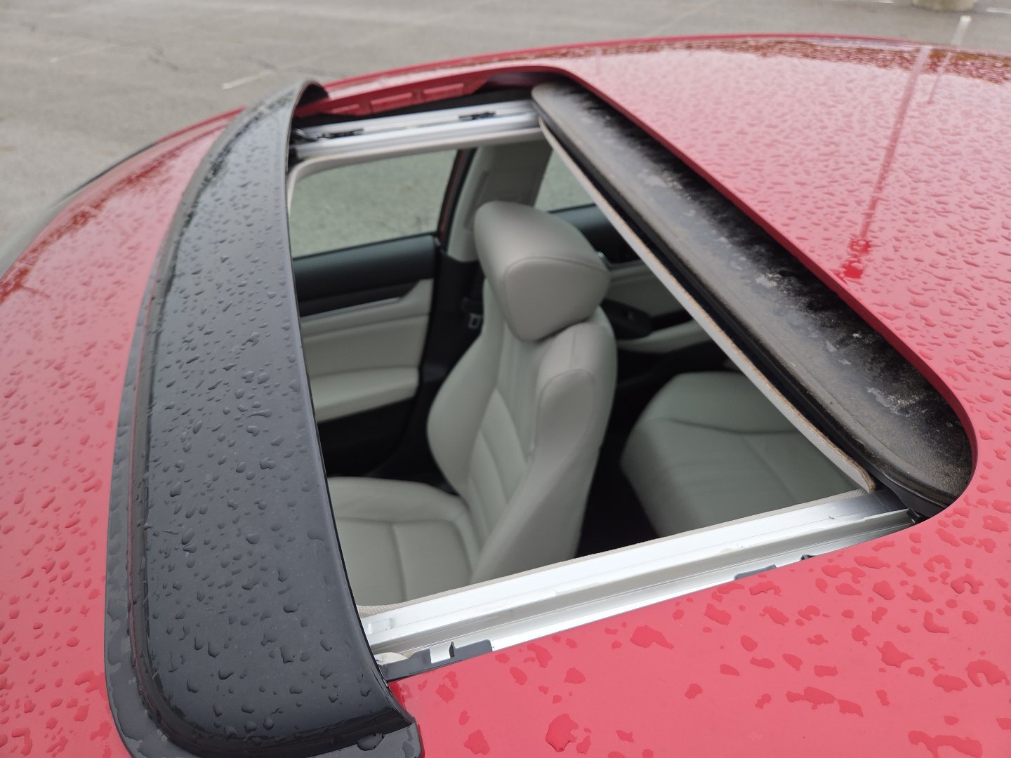 Used 2022 Honda Accord EX-L image 3