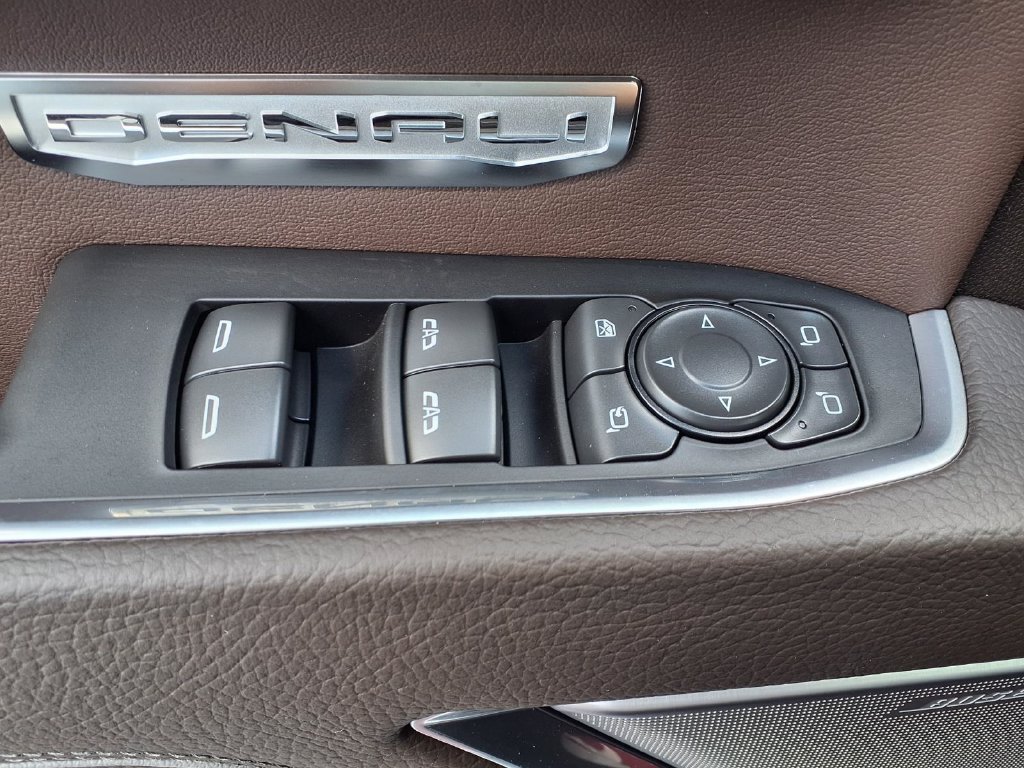 New 2026 GMC Sierra 1500 Denali AWD/4WD image 9