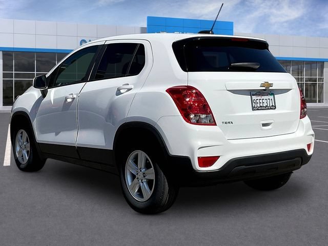Certified 2022 Chevrolet Trax LS w/ Tint and Cruise Package FWD image 5