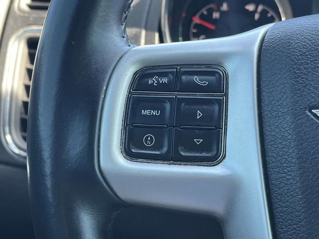 Used 2013 Chrysler 200 Touring w/ S Exterior Appearance Pkg FWD image 25