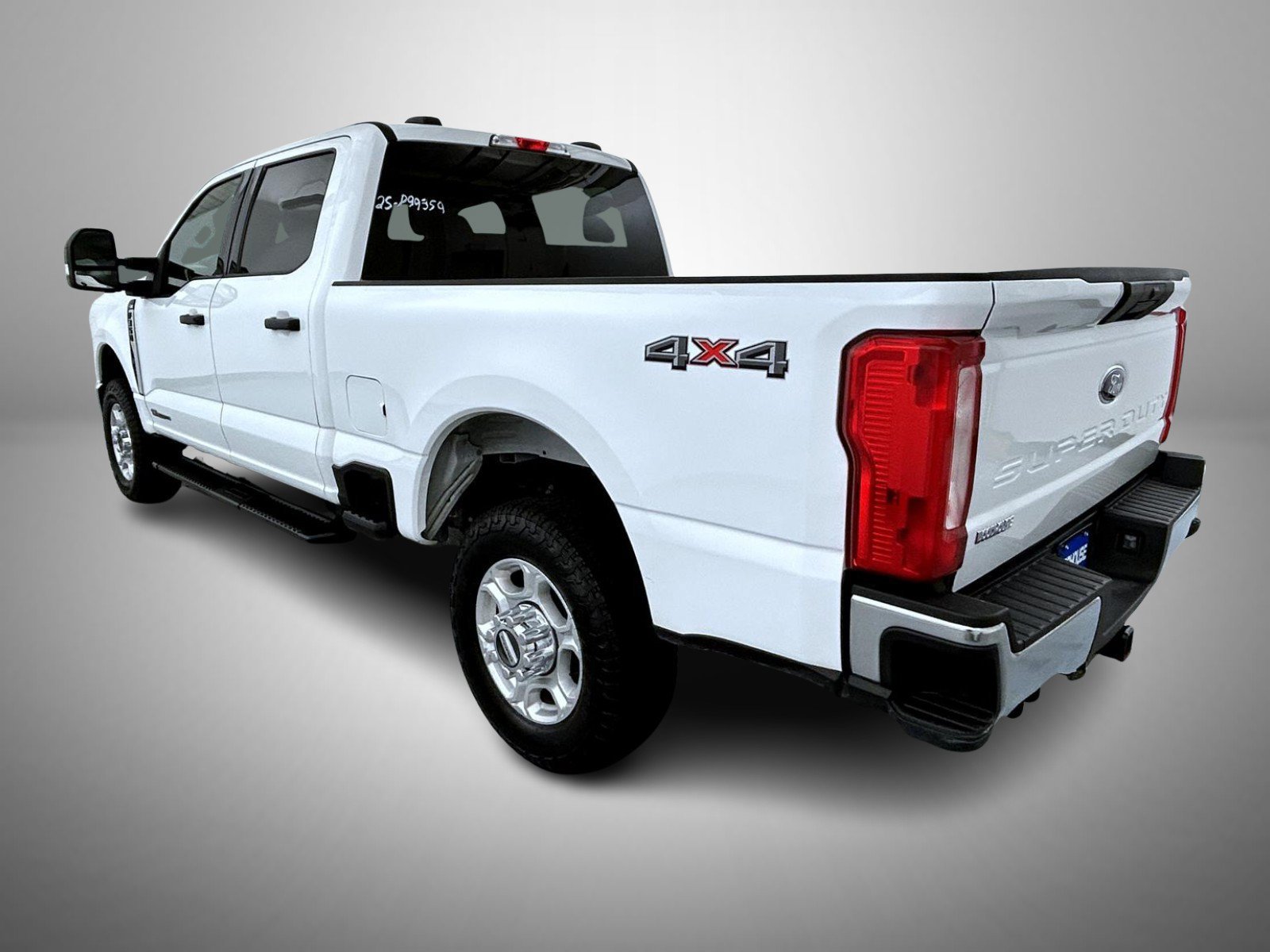 Used 2025 Ford F350 XLT AWD/4WD image 7