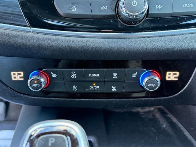 Certified 2019 Buick Enclave Essence image 29