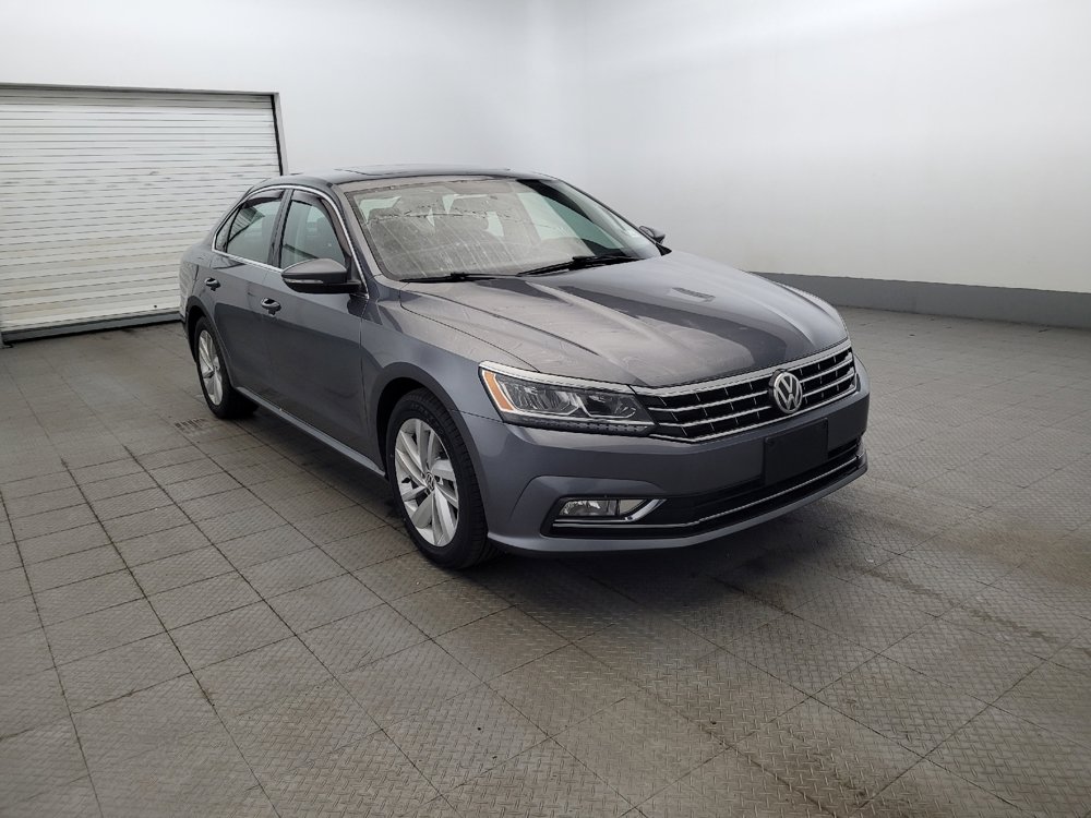 Used 2018 Volkswagen Passat 2.0T SE FWD image 13