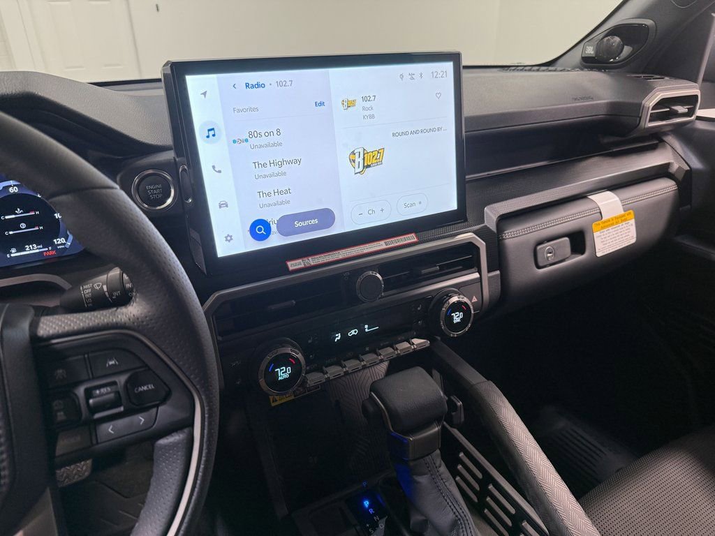 Used 2025 Toyota 4Runner Limited w/ Tow Technology Package image 70