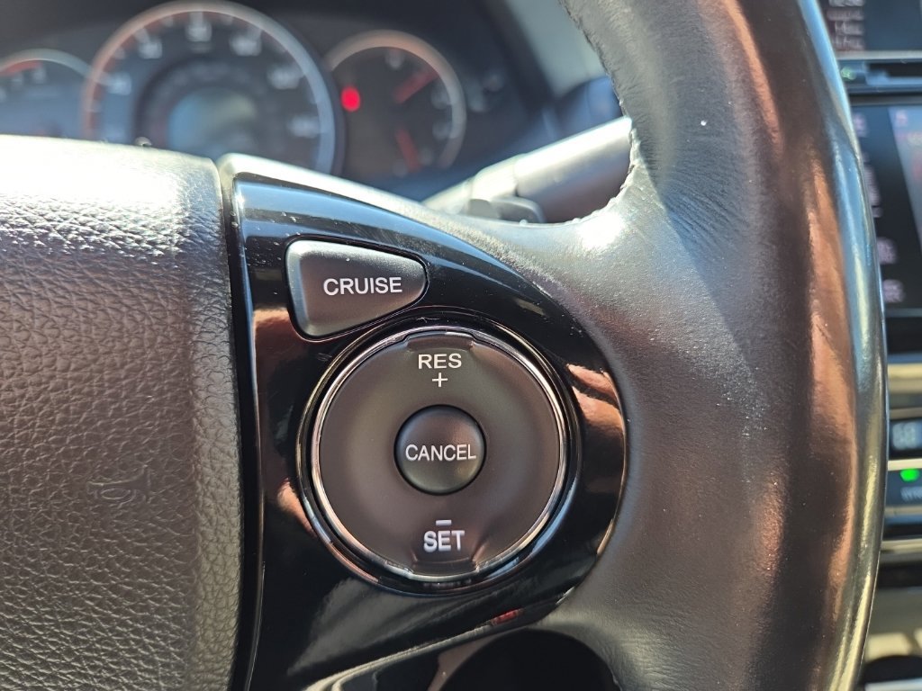 Certified 2017 Honda Accord EX-L image 24