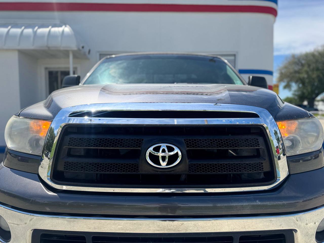 Used 2012 Toyota Tundra 4x4 Double Cab w/ Tow Pkg image 9