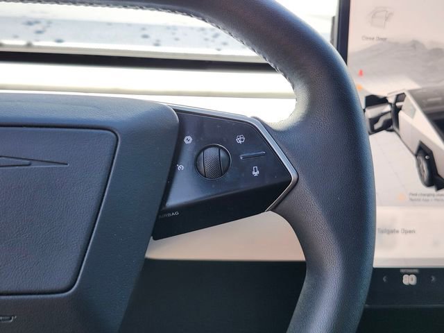 Used 2024 Tesla Cybertruck AWD Crew Cab image 29