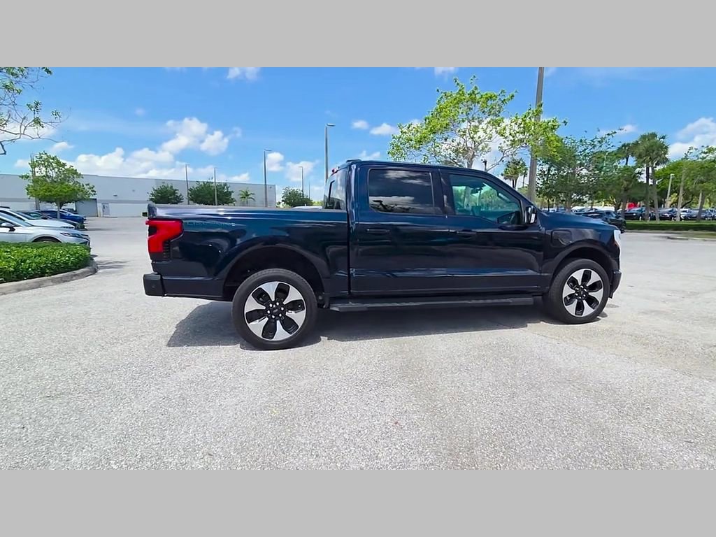 Used 2023 Ford F150 Lightning Platinum AWD/4WD image 38