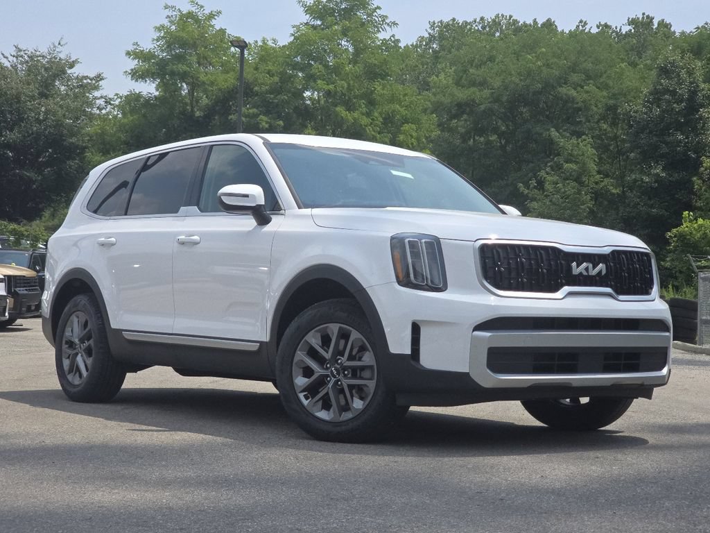 Used 2024 Kia Telluride LX