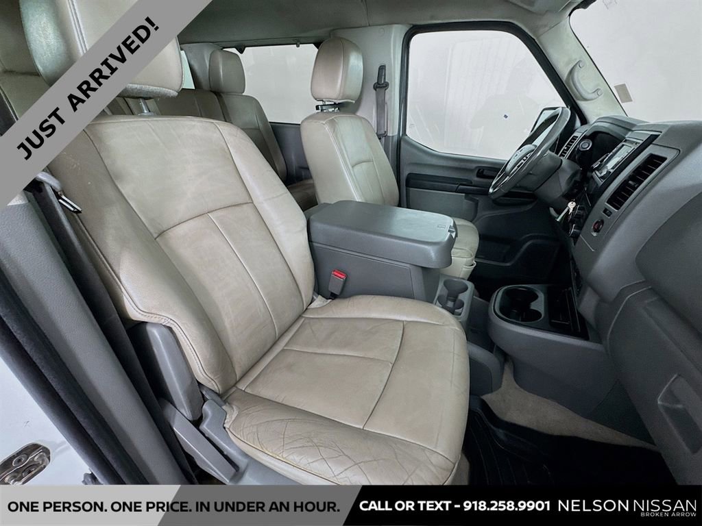 Used 2018 Nissan NV 3500 SL RWD image 28