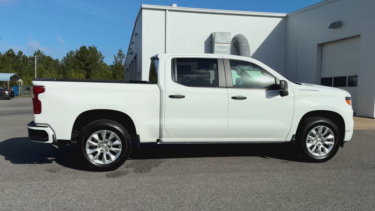 New 2026 Chevrolet Silverado 1500 Custom RWD image 9