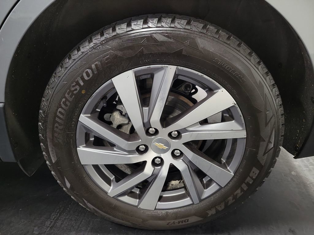 Used 2023 Chevrolet Equinox Premier AWD/4WD image 10