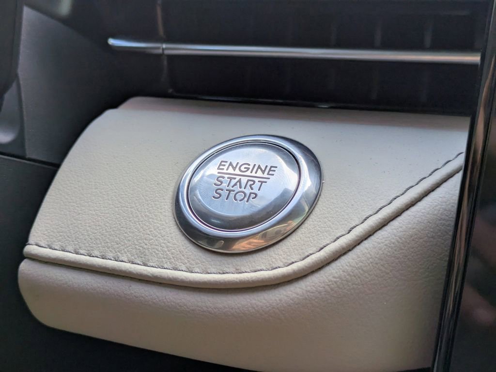 Used 2024 Lincoln Nautilus Reserve w/ Equipment Group 202A image 35