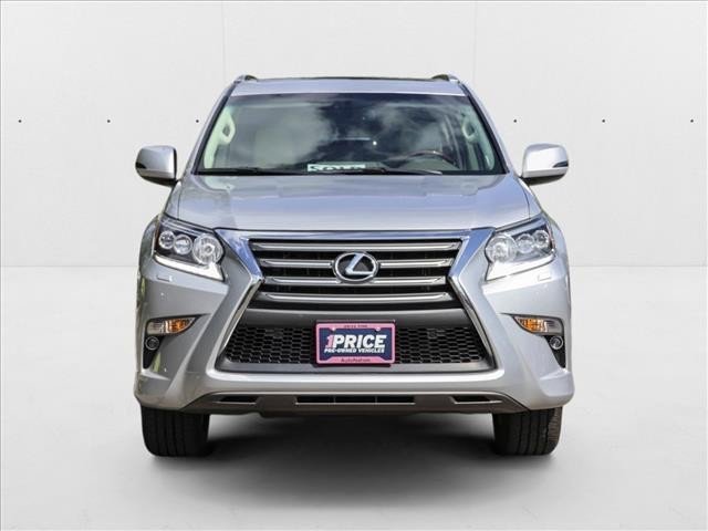 Used 2016 Lexus GX 460 image 2