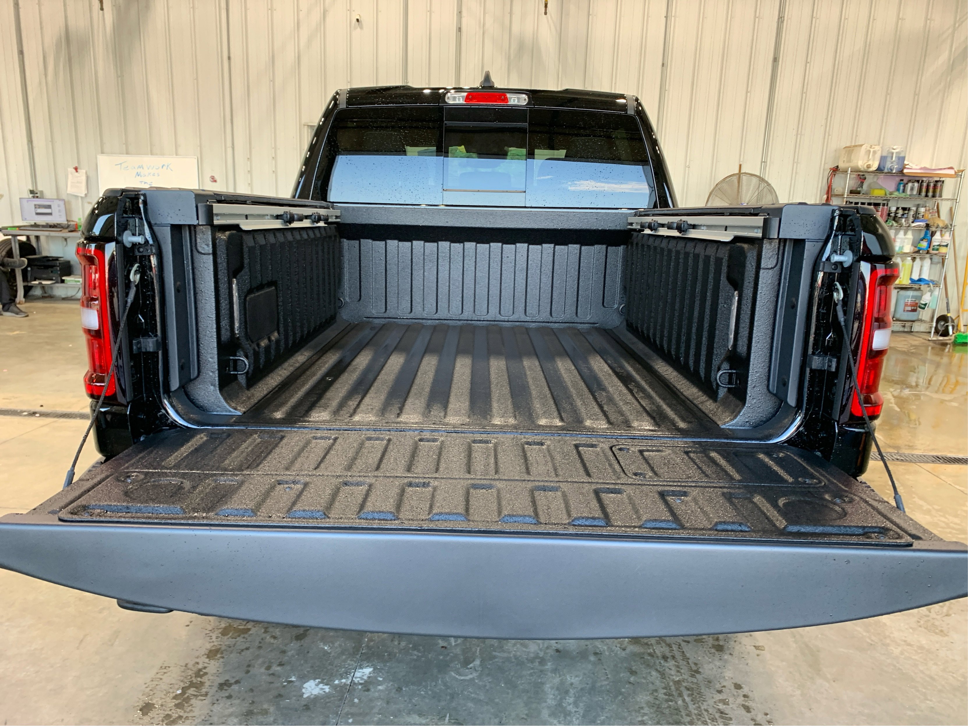 New 2026 RAM 1500 Laramie w/ Night Edition image 23