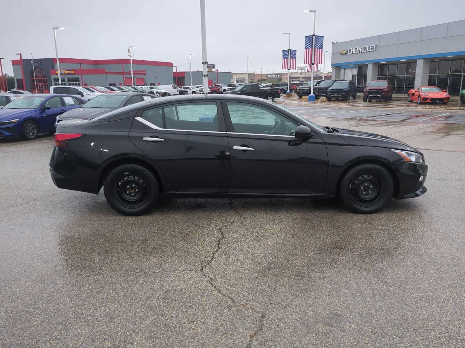 Used 2021 Nissan Altima 2.5 S w/ Driver Assist Package FWD image 9