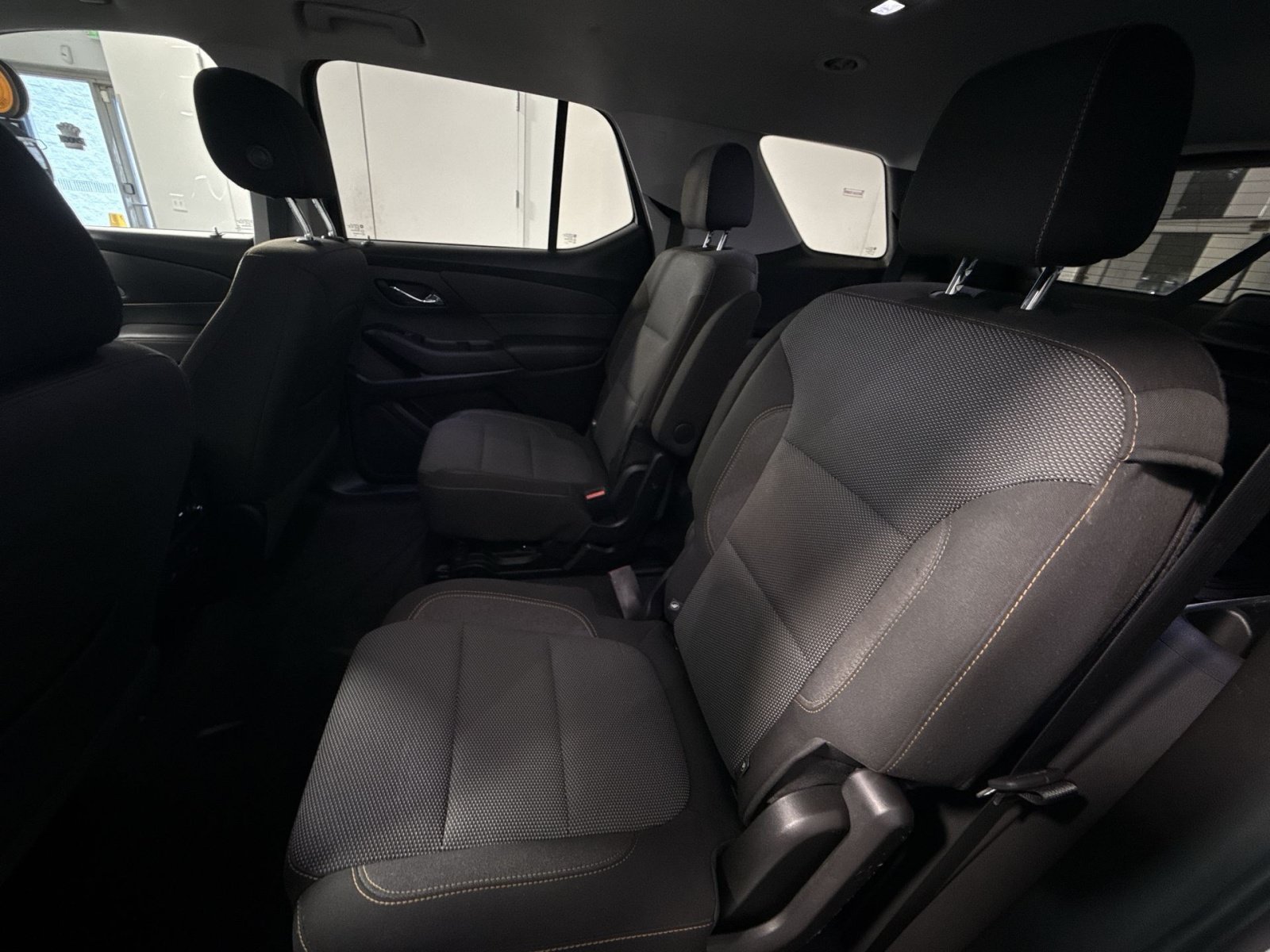 Used 2019 Chevrolet Traverse LT FWD image 25