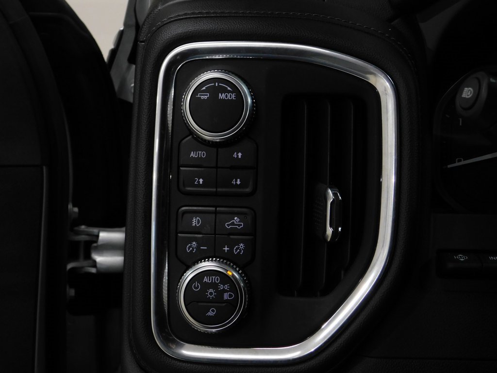 Used 2022 GMC Sierra 3500 Denali w/ Technology Package image 47