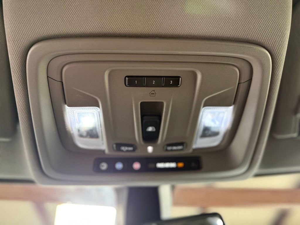 Used 2019 Chevrolet Silverado 1500 LT Trail Boss AWD/4WD image 20