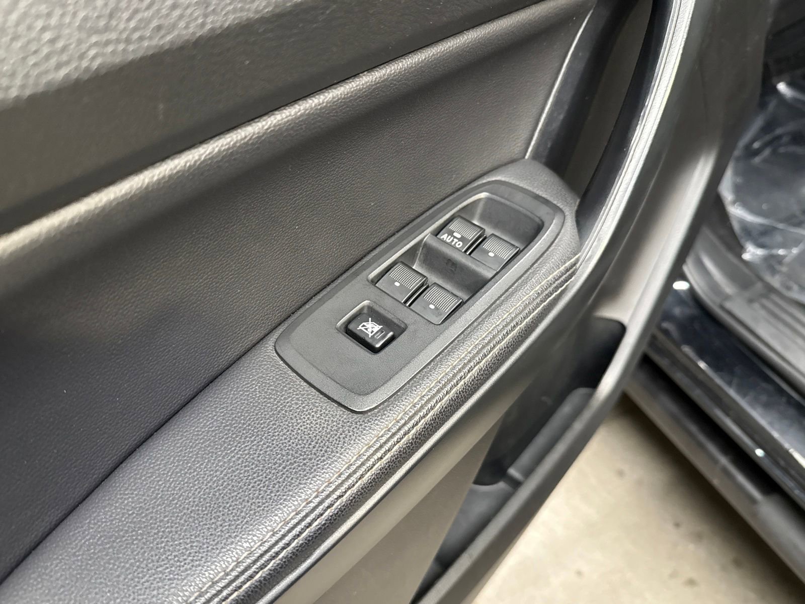 Used 2022 Ford Ranger Lariat w/ Tremor Off-Road Package image 15