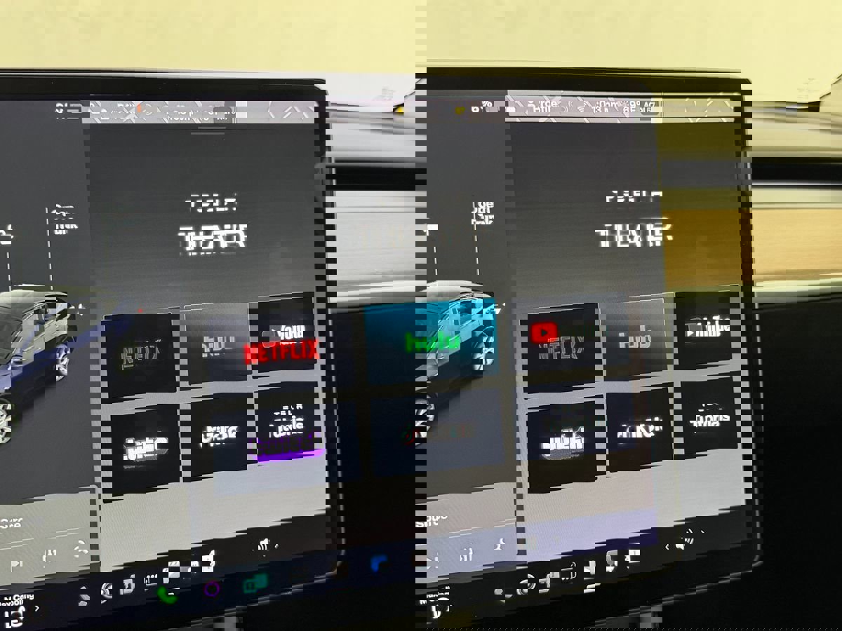 Used 2021 Tesla Model Y Long Range image 26