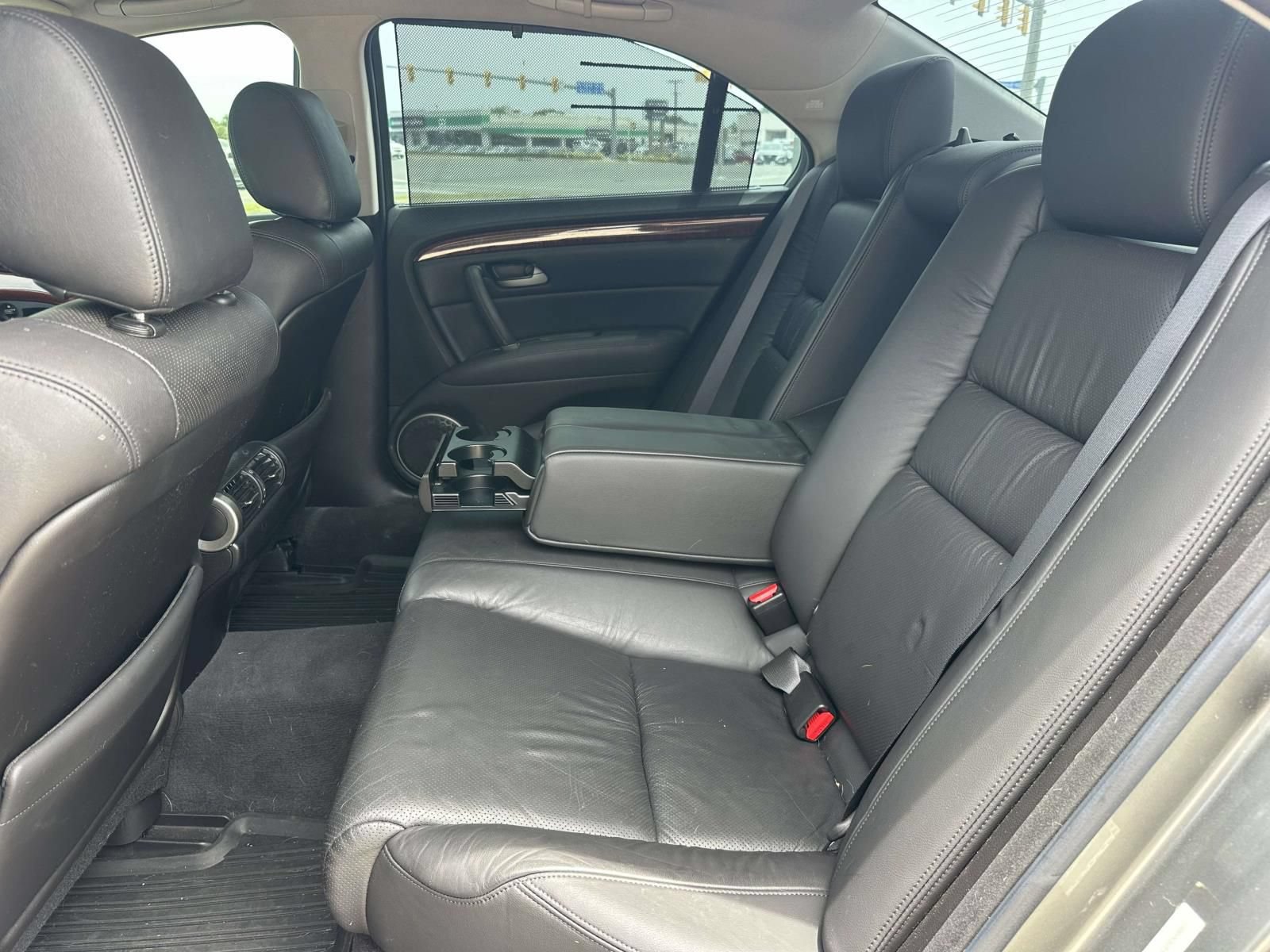 Used 2010 Acura RL AWD/4WD image 12