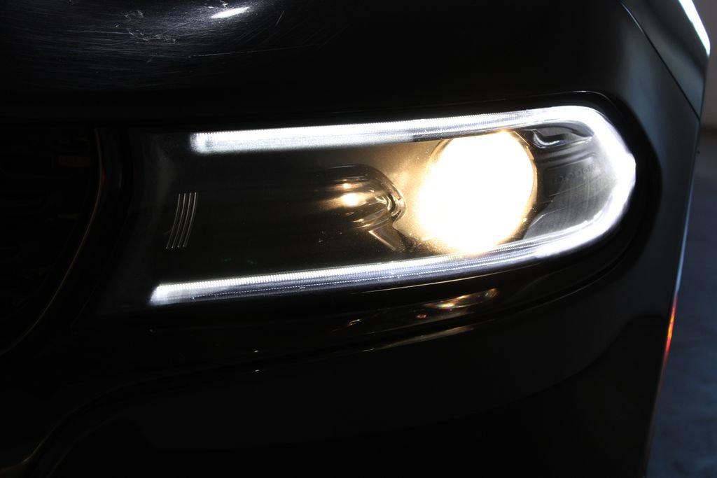 Used 2022 Dodge Charger SXT image 48