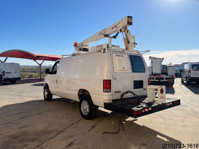 Used 2006 Ford E-350 and Econoline 350 Super Duty RWD image 5