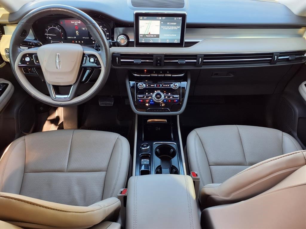 Used 2022 Lincoln Corsair AWD w/ Premium Package image 10