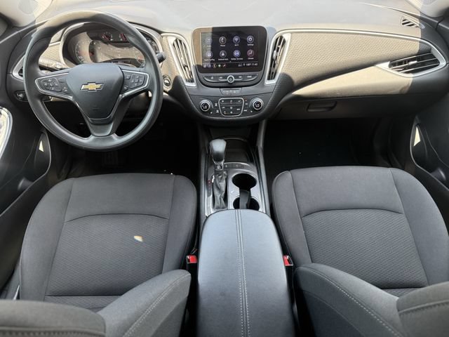 Used 2025 Chevrolet Malibu LT FWD image 11