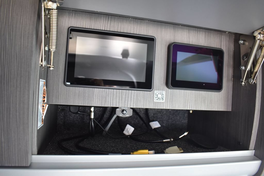 Used 2022 Mercedes-Benz Sprinter 3500 image 53