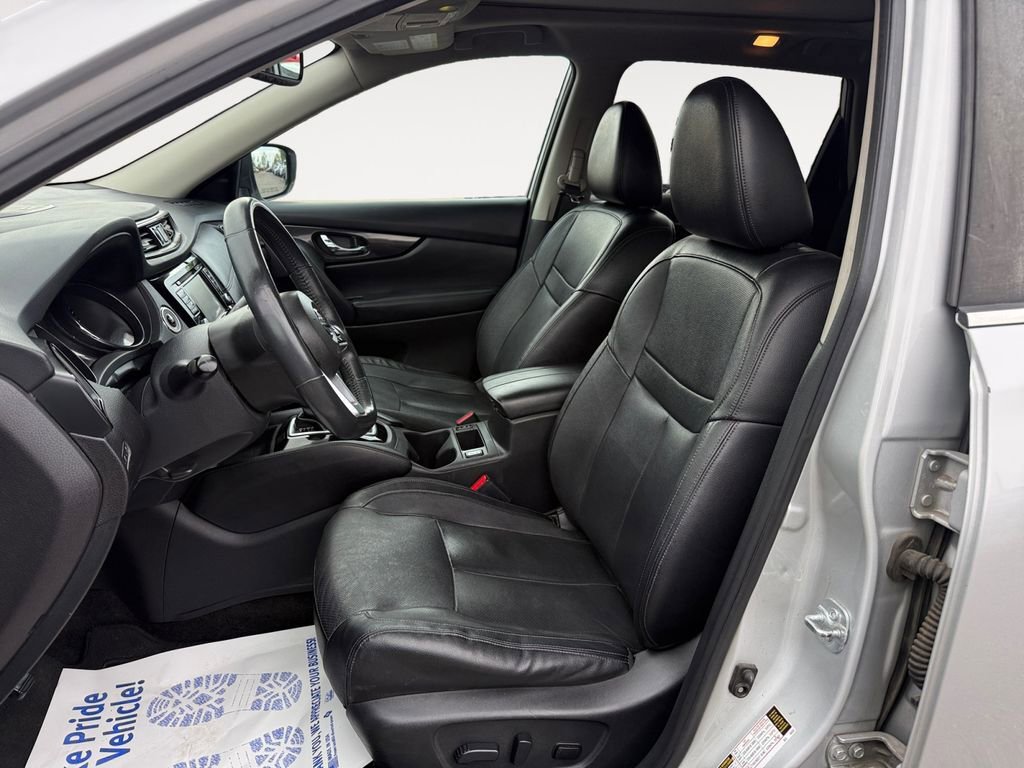 Used 2017 Nissan Rogue SL w/ SL Premium Package image 9