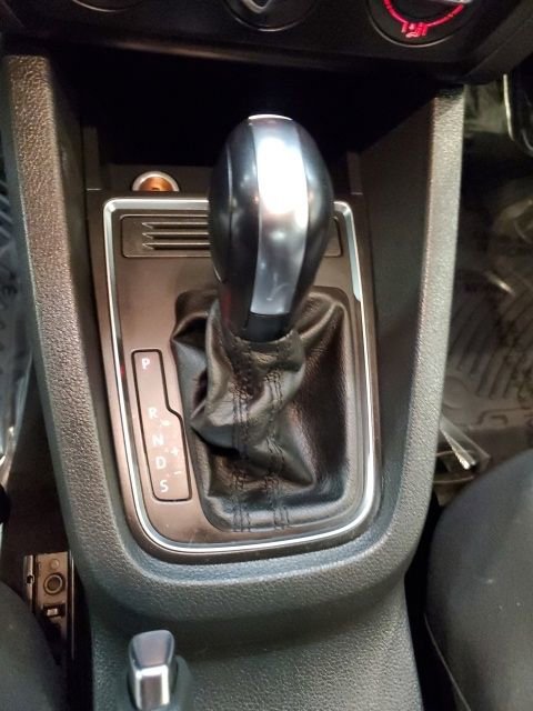 Used 2017 Volkswagen Jetta S image 24