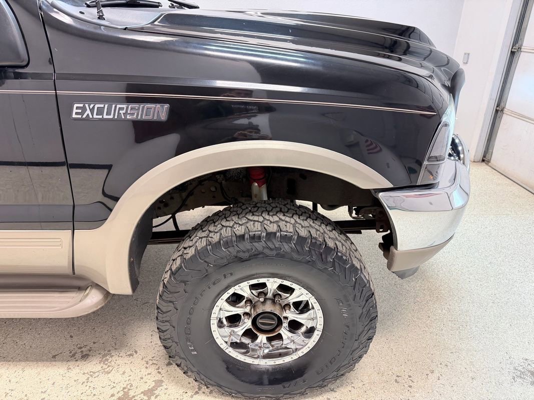 Used 2001 Ford Excursion Limited image 10