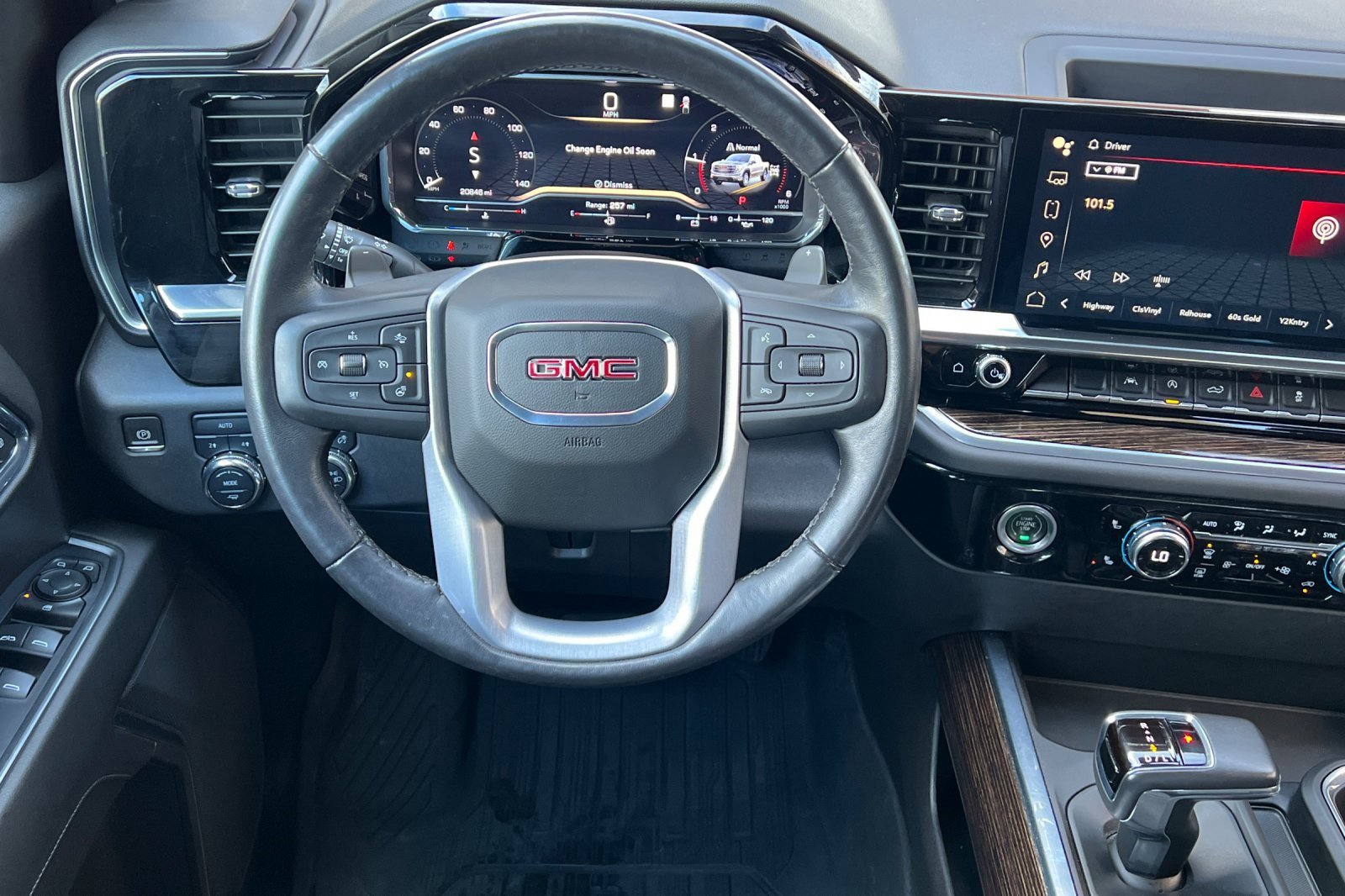 Used 2022 GMC Sierra 1500 Elevation image 19