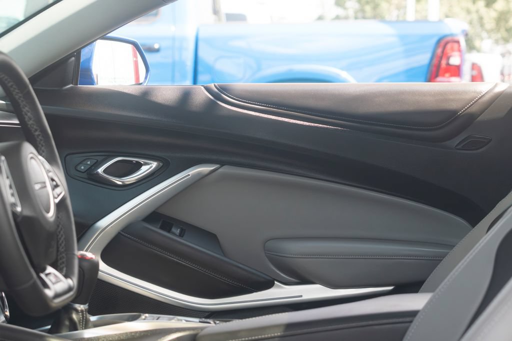 Used 2018 Chevrolet Camaro SS w/ LPO, Ground Effects Package RWD image 37