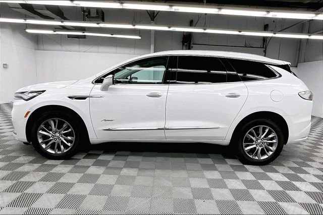 Used 2023 Buick Enclave Avenir w/ Avenir Technology Package FWD image 14