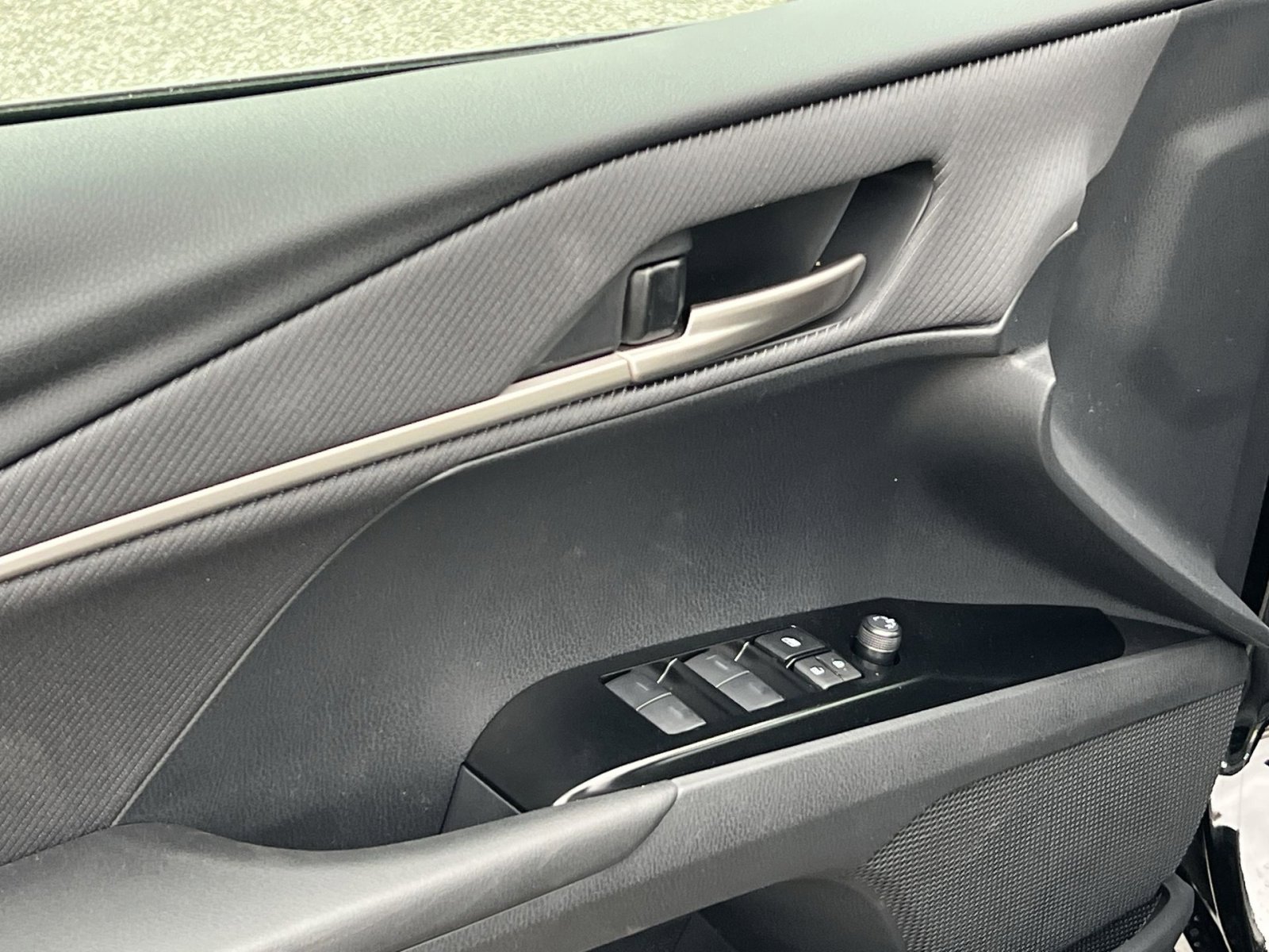 New 2026 Toyota Camry Hybrid image 10