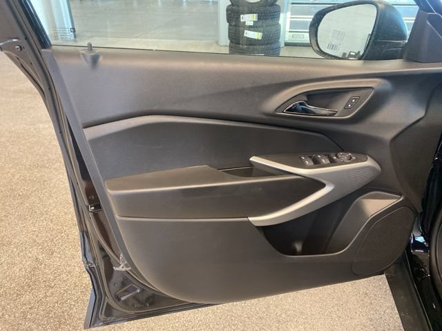 New 2026 Chevrolet Trax LS FWD image 22